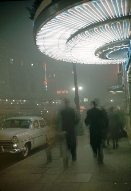 london Carl Mydansâ photograph of smog in London.jpg